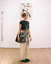 Load image into Gallery viewer, Crossbody Tote Bag Black

